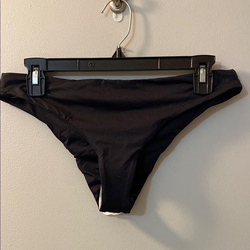Prana Gemma Reversible Black Bikini Bottom size small. NWT